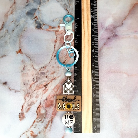 Handmade Keychain Blessed Mom with Windmill Farmhouse Wooden Beads - Picture 4 of 4